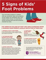 5 Signs of Kids' Foot Problems Infographic
